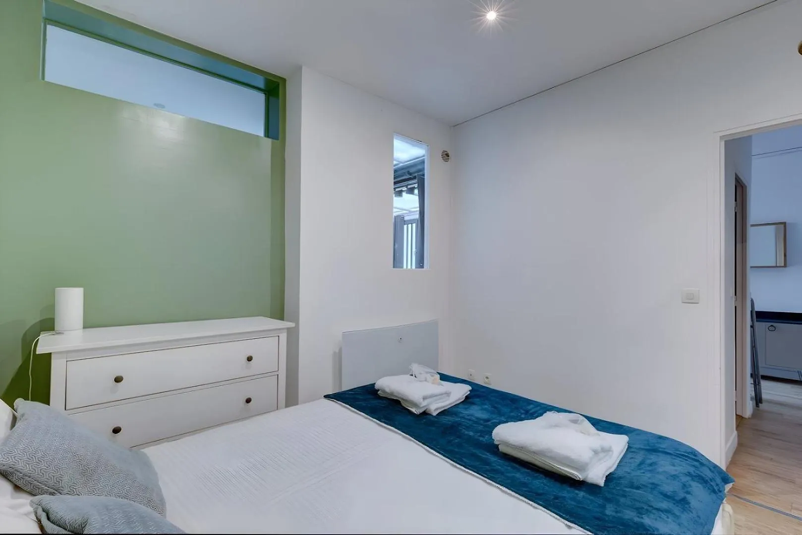 Bluestay 157 - Superb Apartment Paris 0*,  Fransa